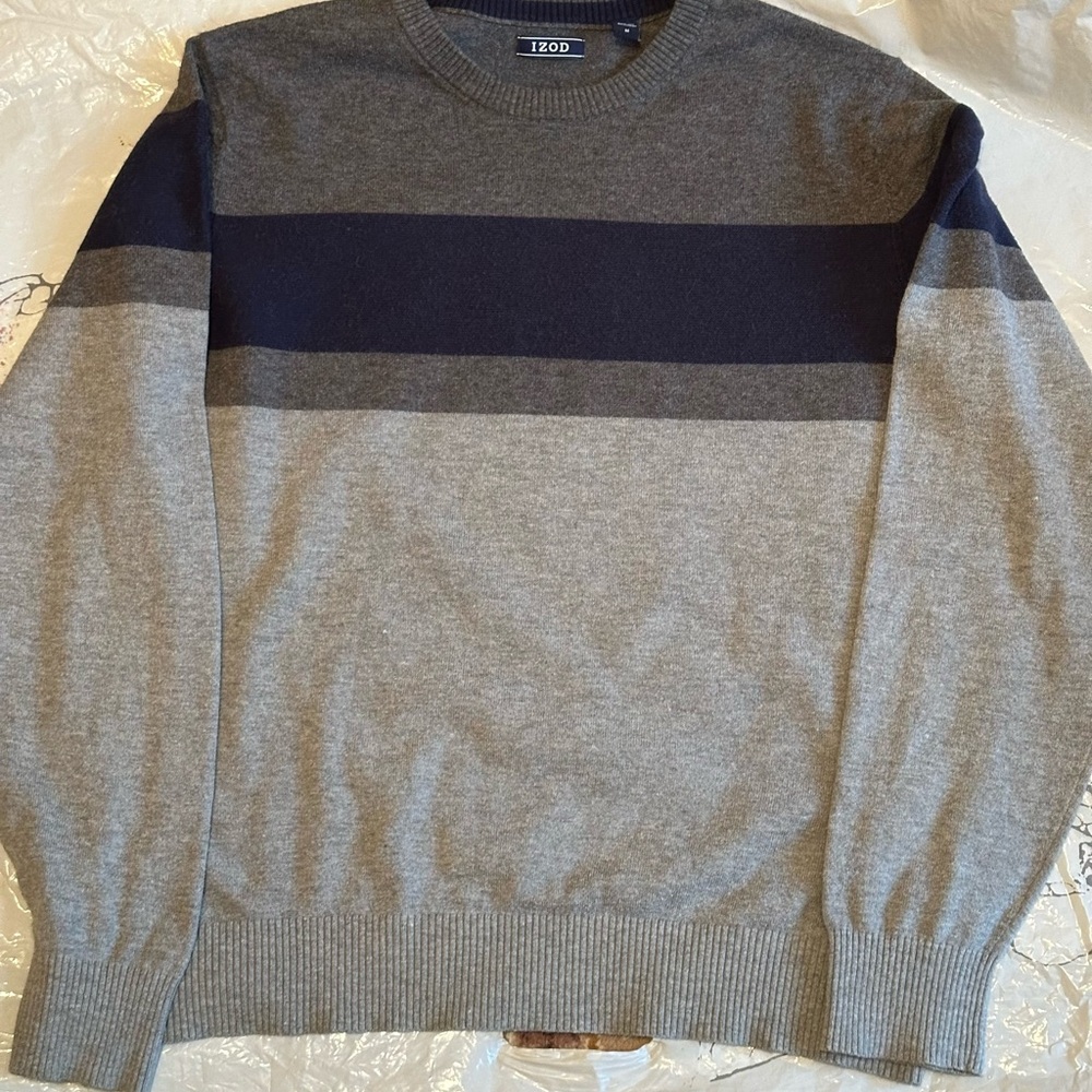 Izod Gray and Blue Crewneck Sweater with Color Block Design